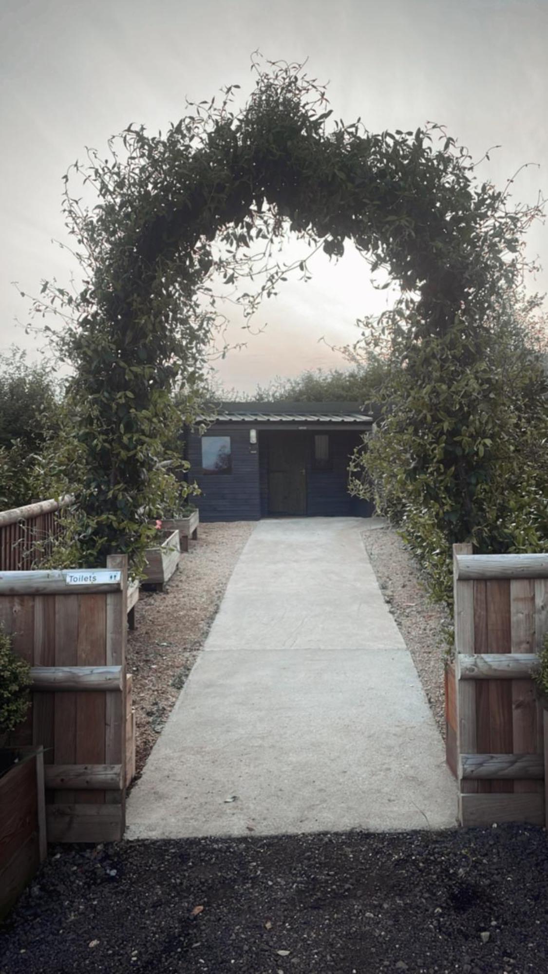 Swallowfield Glamping-Station Master Yeovil Buitenkant foto